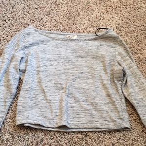 Cute gray crop top from H&M!